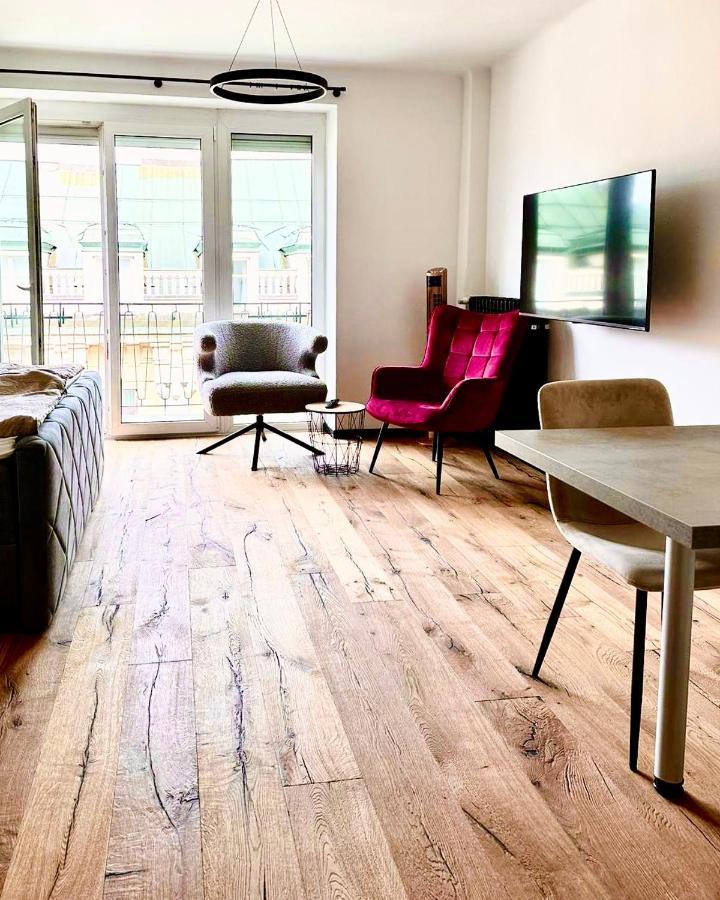 Bamo Studio - City Living Downtown Klagenfurt am Woerthersee ภายนอก รูปภาพ